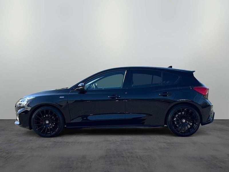 Używany Ford Focus ST-Line 182 KM (133 kW) 2019 Czarny Sedan/Limuzyna