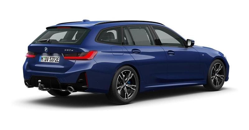 Gebraucht BMW 330e Comfort Edition 292 PS (214 kW) 2025 Blau Kombi