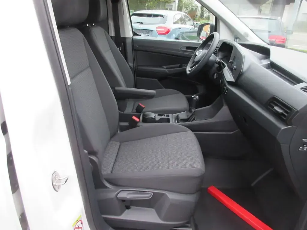 Occasion VW Caddy 102 ch (75 kW) 2023 Blanc Monospace