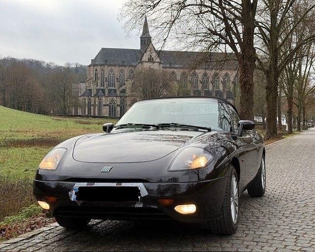 Schwarz Gebraucht 2000 Fiat Barchetta Cabrio | 11.111 € - Bild 1/4
