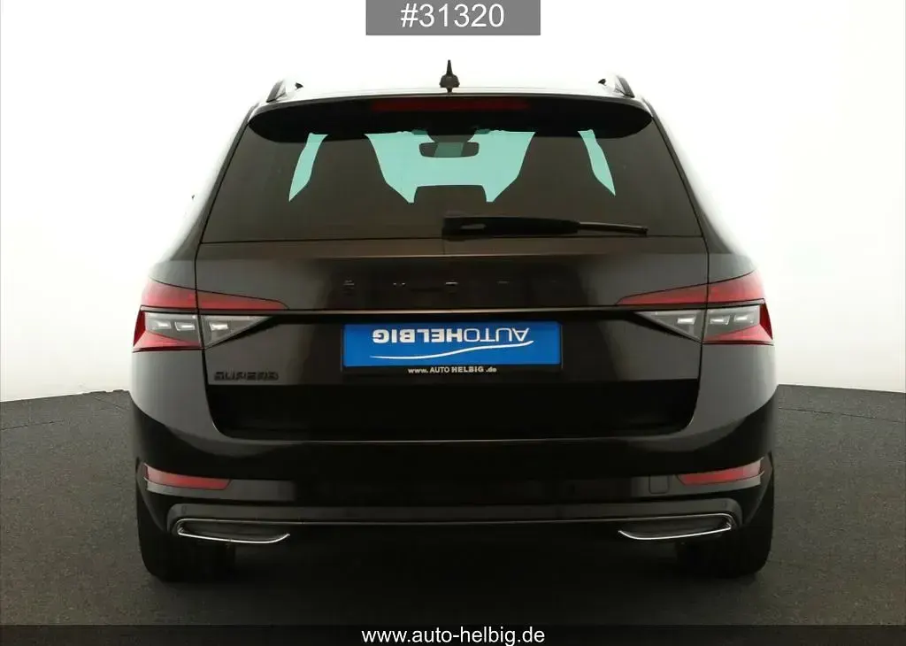 Gebraucht Skoda Superb SportLine 190 PS (139 kW) 2021 Schwarz Kombi