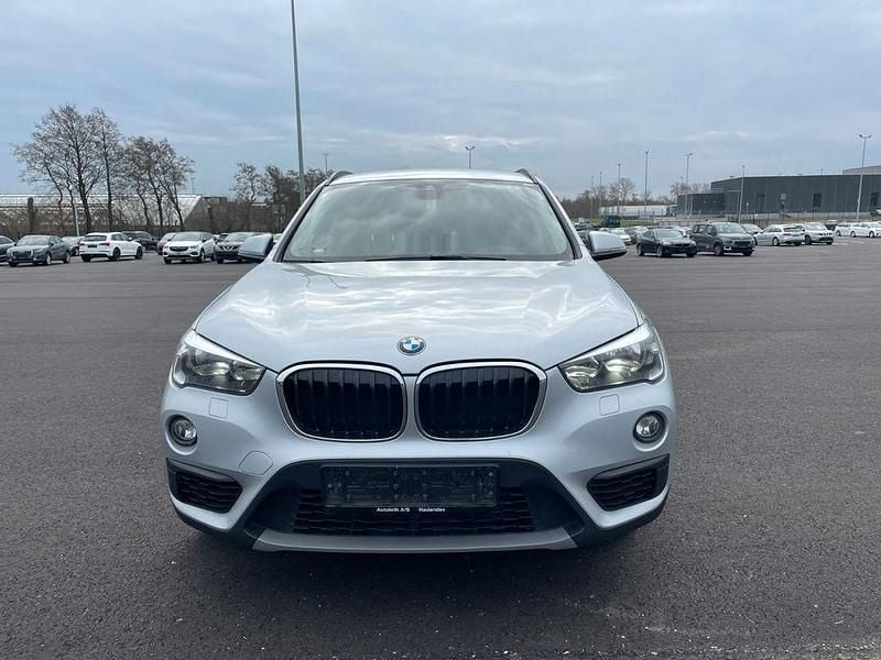 Używany BMW X1 Advantage 150 KM (110 kW) 2017 Srebrny SUV
