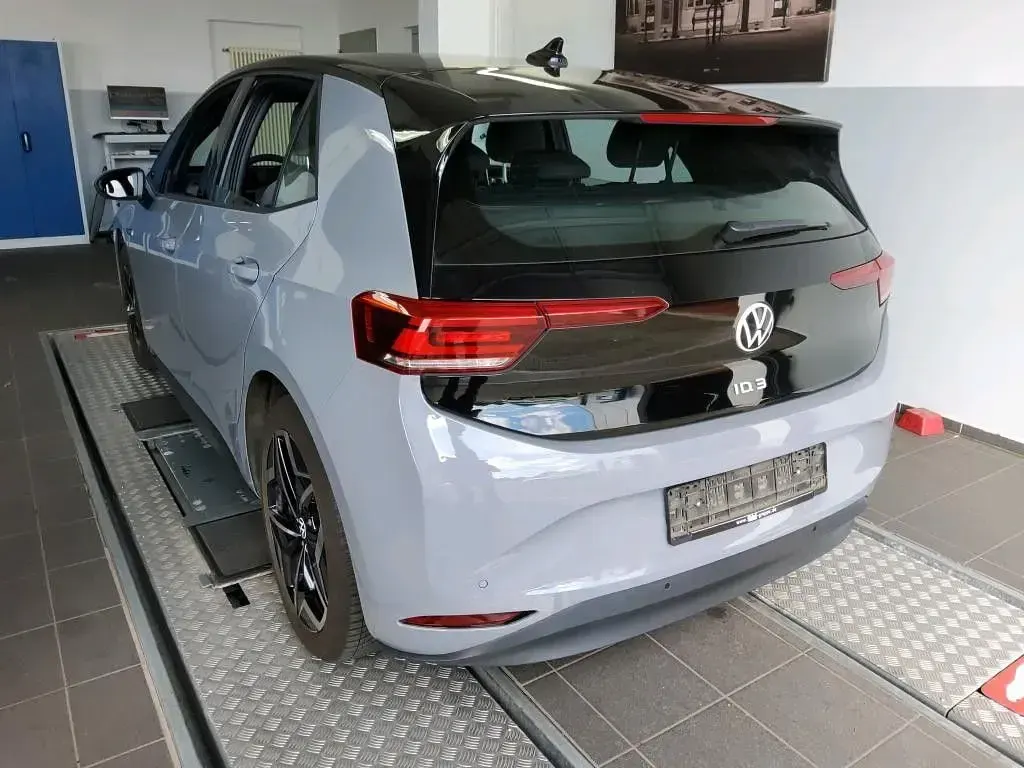 Gebraucht VW ID.3 Pro 106 kW (145 PS) 2022 Grau Kleinwagen