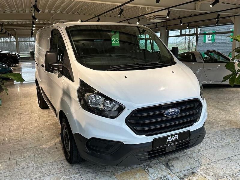 Gebraucht Ford Transit Custom 105 PS (77 kW) 2022 Weiß Van / Kleinbus