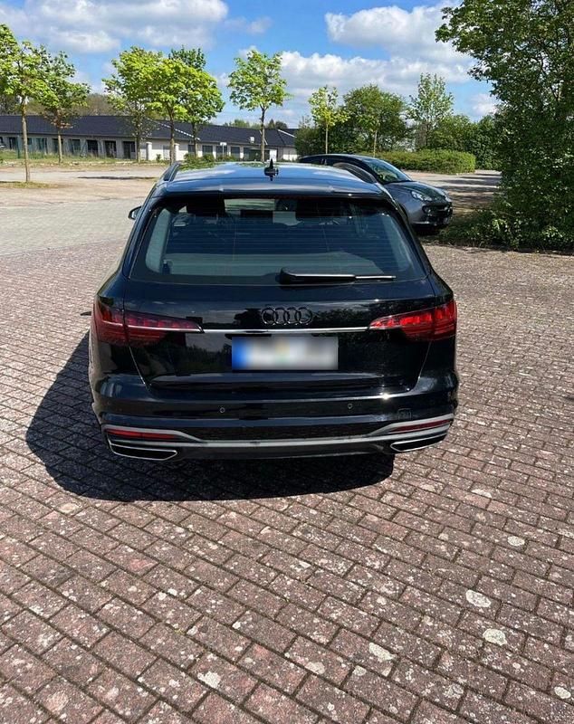 Gebraucht Audi A4 190 PS (139 kW) 2020 Schwarz Kombi