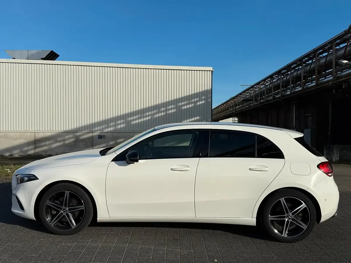Gebraucht Mercedes A220 190 PS (139 kW) 2019 Weiß Limousine