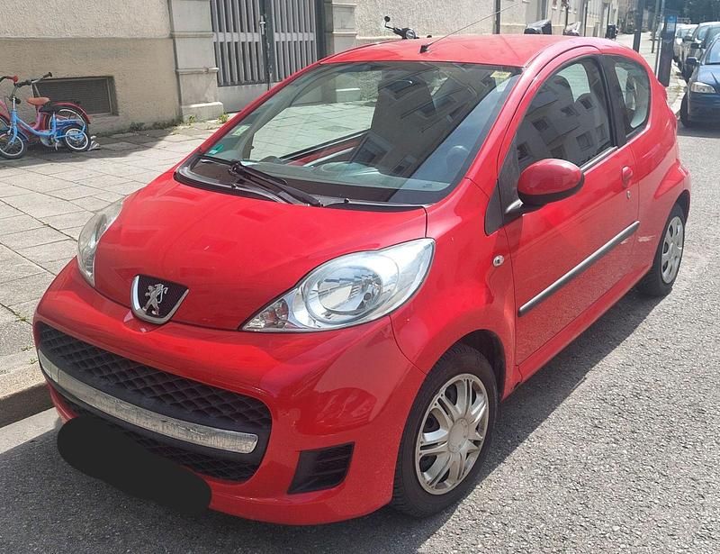 Rot Gebraucht 2006 Peugeot 107 Filou Kleinwagen | 500 € (Superpreis) - Bild 1/2