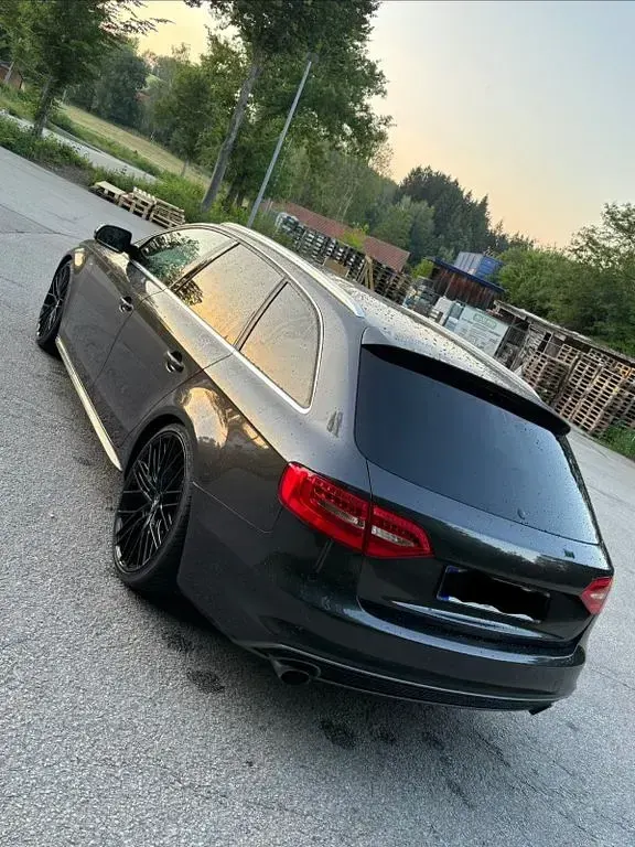Gebraucht Audi A4 Ambiente 170 PS (125 kW) 2014 Grau Kombi