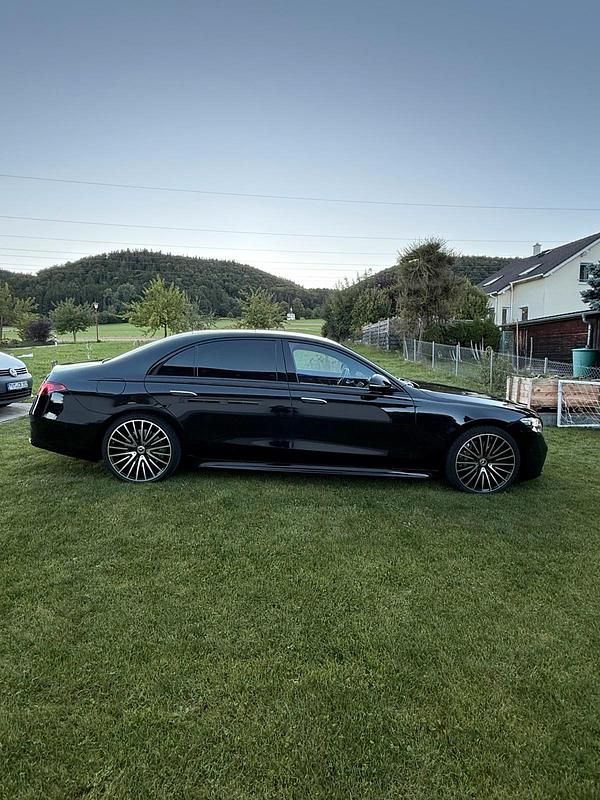 Schwarz Gebraucht 2021 Mercedes S500 Limousine | 88.000 € (Teuer) - Bild 1/4