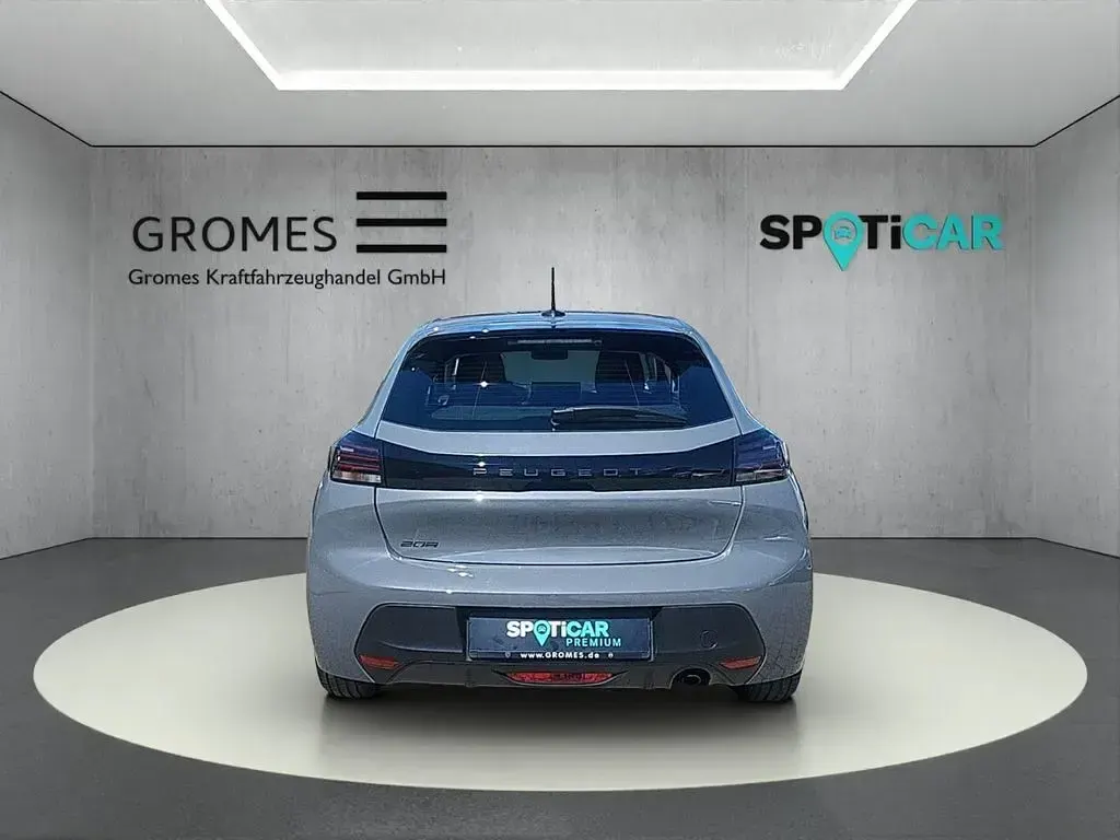 Gebraucht Peugeot 208 Active 75 PS (55 kW) 2024 Selenium grau Kleinwagen