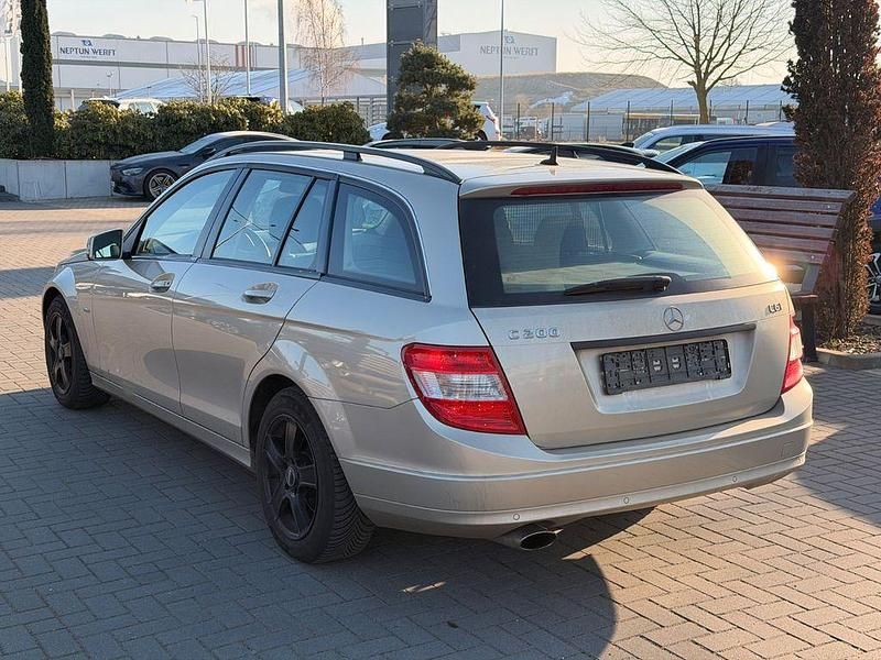 Gebraucht Mercedes C200 184 PS (135 kW) 2010 Beige Kombi