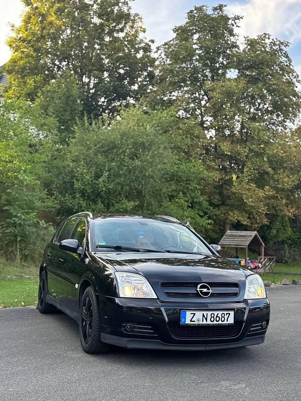 Gebraucht Opel Signum 150 PS (110 kW) 2004 Schwarz Kleinwagen