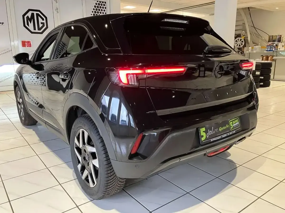 Gebraucht Opel Mokka 136 PS (100 kW) 2024 Schwarz SUV