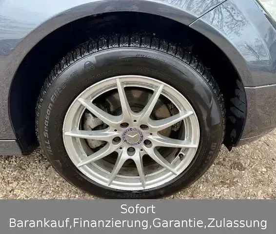 Gebraucht Mercedes C180 156 PS (114 kW) 2009 Grau Limousine