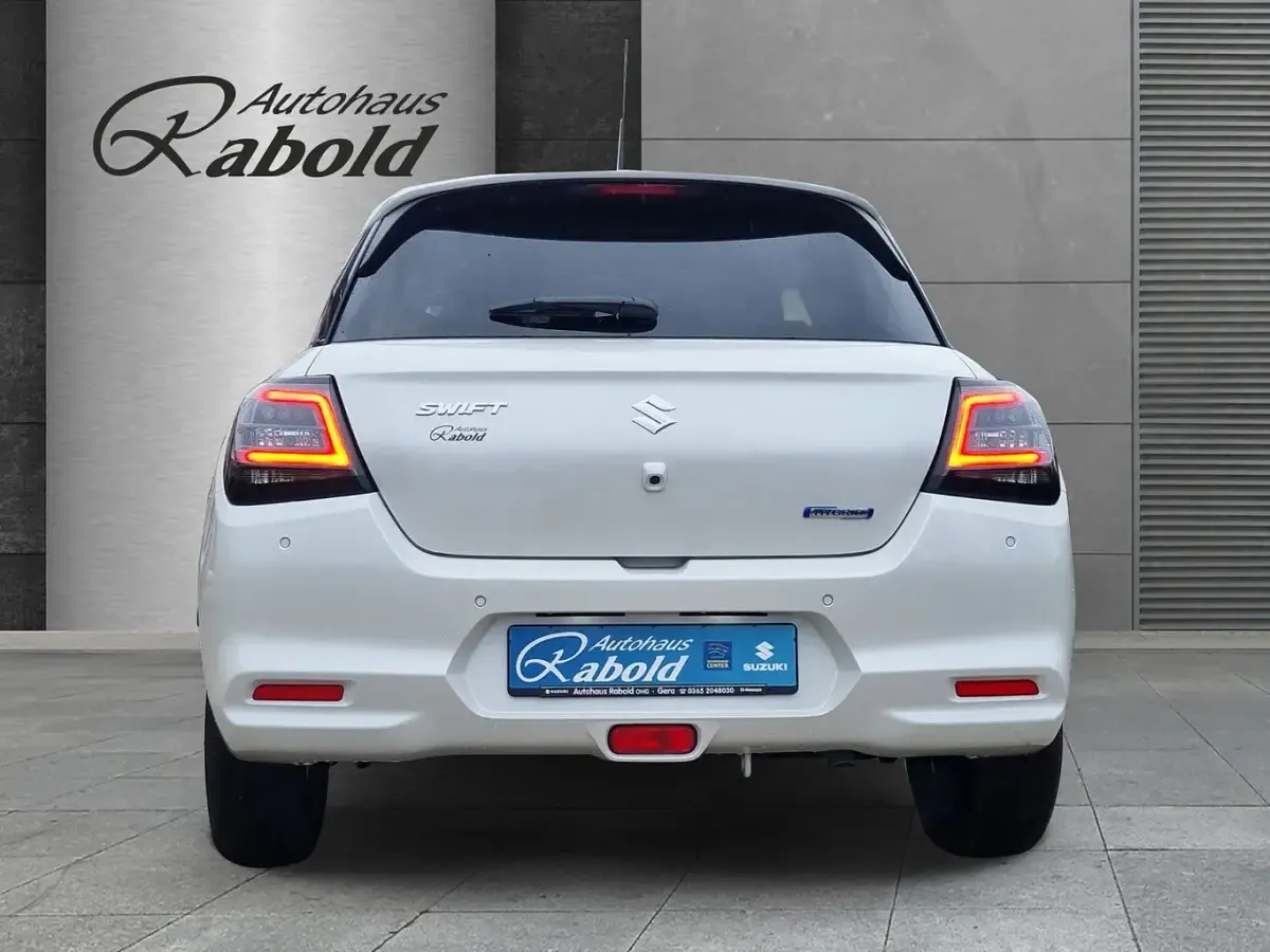Gebraucht Suzuki Swift Comfort 83 PS (61 kW) 2026 Pure white (weiß) Kleinwagen