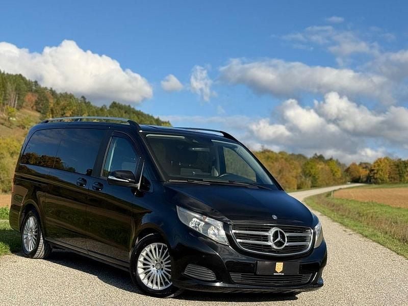 Schwarz Gebraucht 2014 Mercedes V250 Van / Kleinbus | 26.899 € (Guter Preis) - Bild 1/4