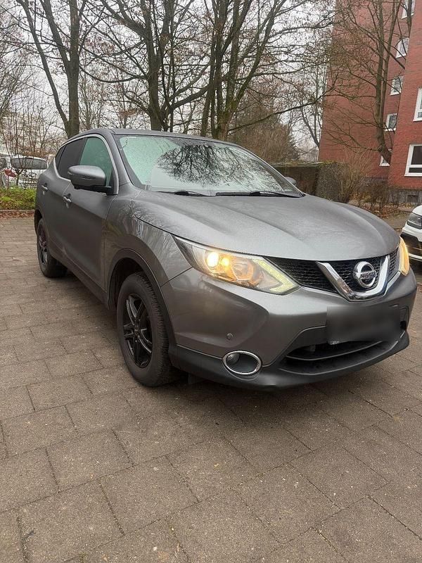 Schwarz Gebraucht 2017 Nissan Qashqai N-Vision SUV | 9.450 € (Fairer Preis) - Bild 1/4