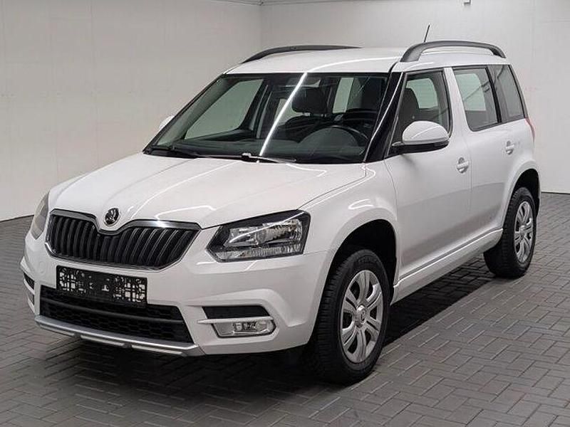 Pure weiss Gebraucht 2017 Skoda Yeti SUV | 15.480 € (Fairer Preis) - Bild 1/4