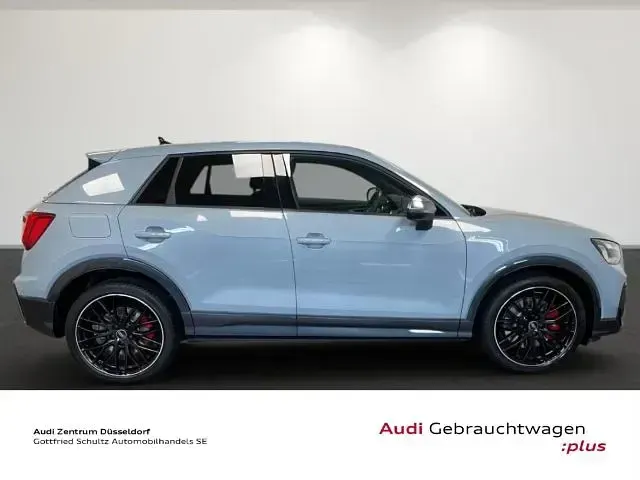 Gebraucht Audi SQ2 Sport 300 PS (220 kW) 2023 Grau SUV