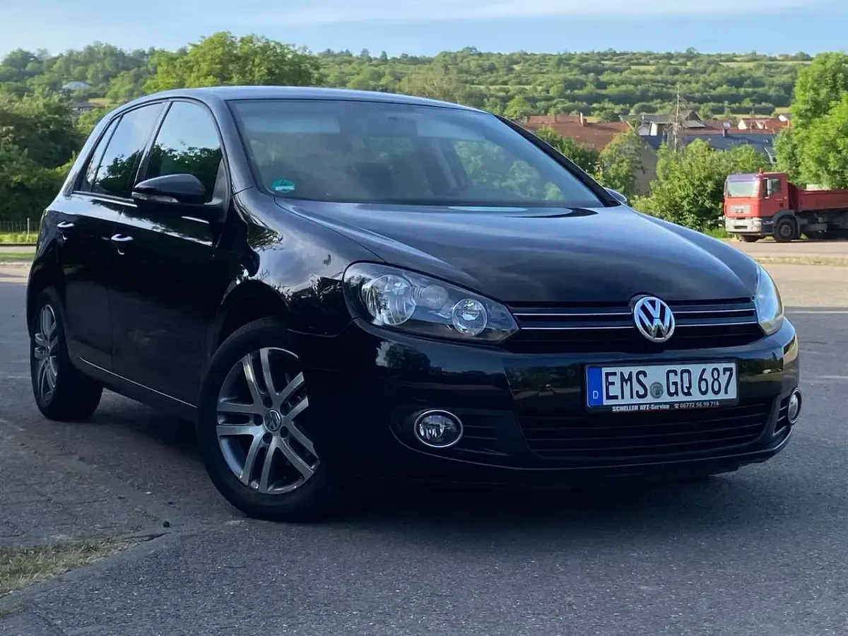 Gebraucht VW Golf VI 80 PS (58 kW) 2009 Schwarz Kleinwagen
