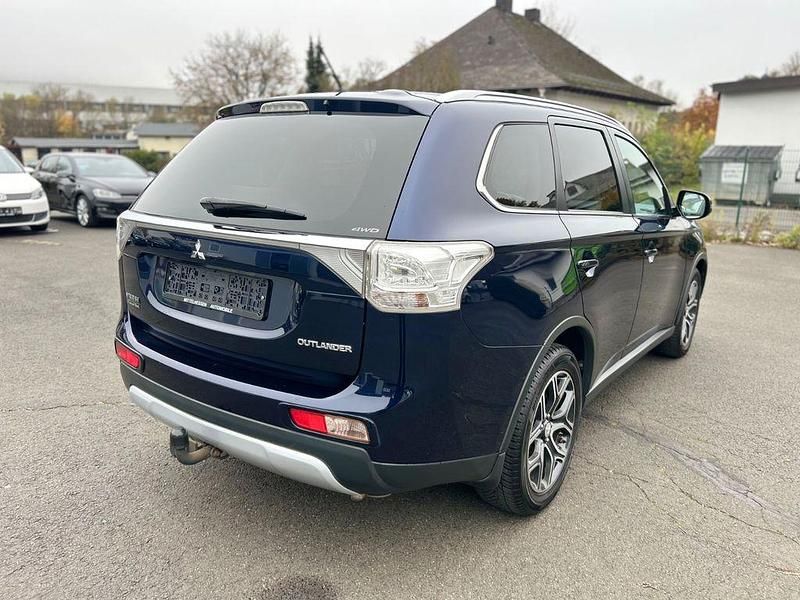 Gebraucht Mitsubishi Outlander 150 PS (110 kW) 2015 Other SUV