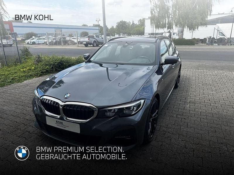 Grau Gebraucht 2022 BMW 318 M Sport Kombi | 29.770 € (Guter Preis) - Bild 1/4