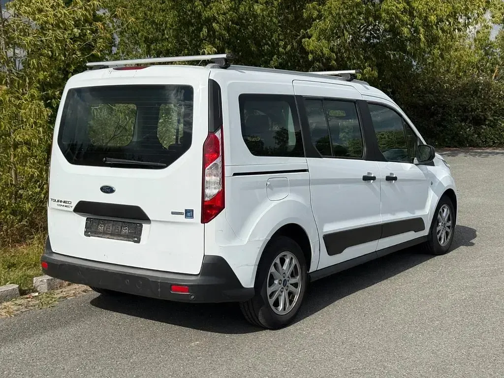 Gebraucht Ford Grand Tourneo Connect 120 PS (88 kW) 2019 Frozen white Van / Kleinbus