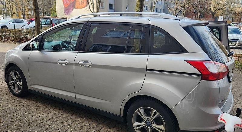Gebraucht Ford Grand C-Max Trend 101 PS (74 kW) 2014 Silber Van / Kleinbus