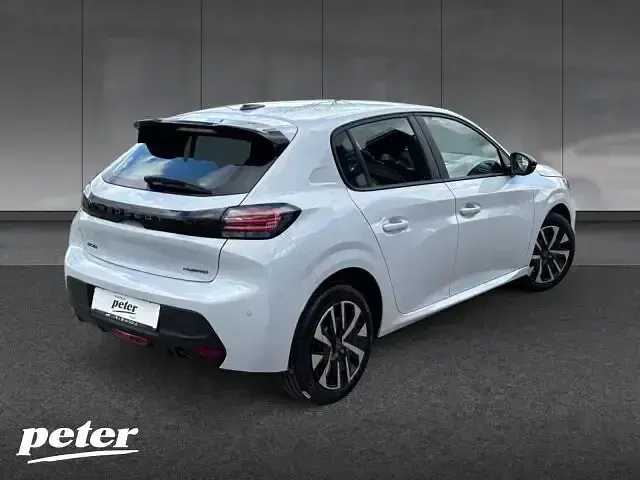 Gebraucht Peugeot 208 Style 110 PS (80 kW) 2026 Met. okenit weiß Kleinwagen