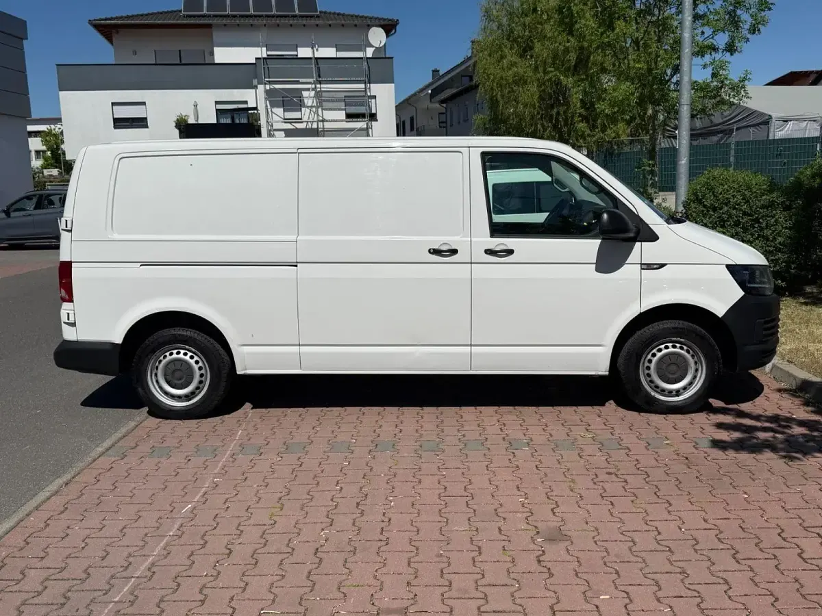 Usata VW Transporter 150 CV (110 kW) 2017 Bianco Furgone