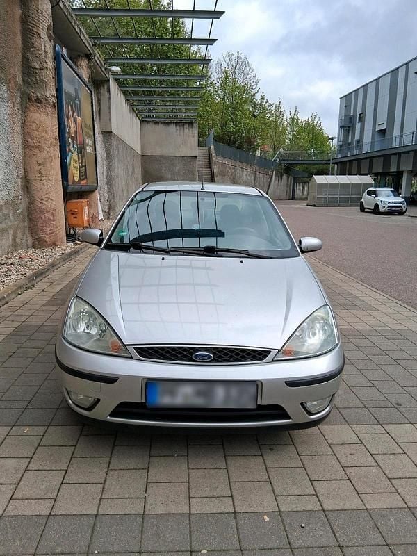 Usata Ford Focus 101 CV (74 kW) 2002 Argento Berlina