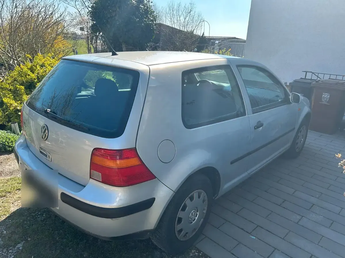Gebraucht VW Golf IV 75 PS (55 kW) 1999 Silber Kleinwagen