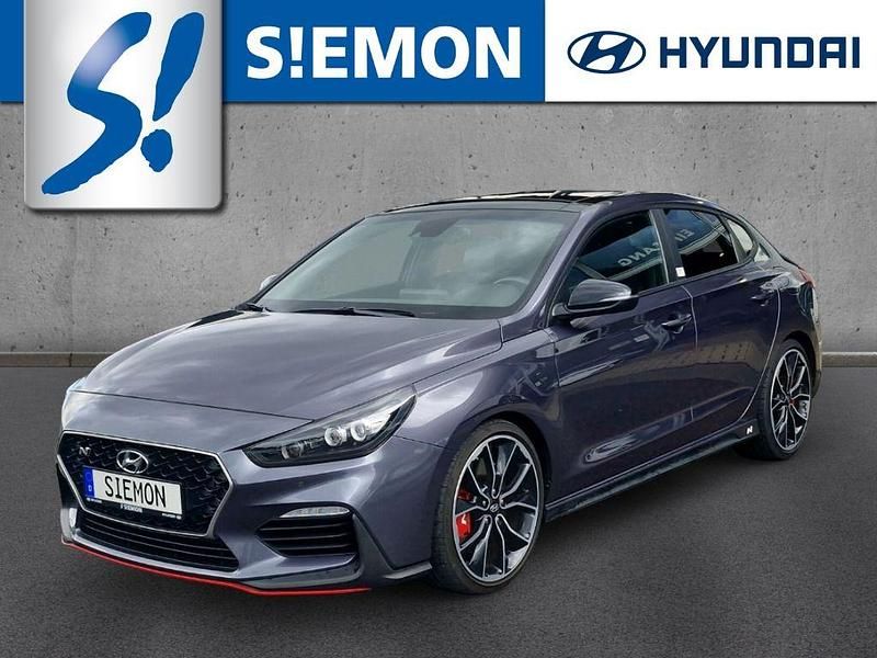 Grau Gebraucht 2019 Hyundai i30 Limousine | 22.930 € (Fairer Preis) - Bild 1/4