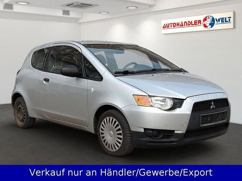 Gebraucht Mitsubishi Colt Inform 75 PS (55 kW) 2009 Silber Kleinwagen