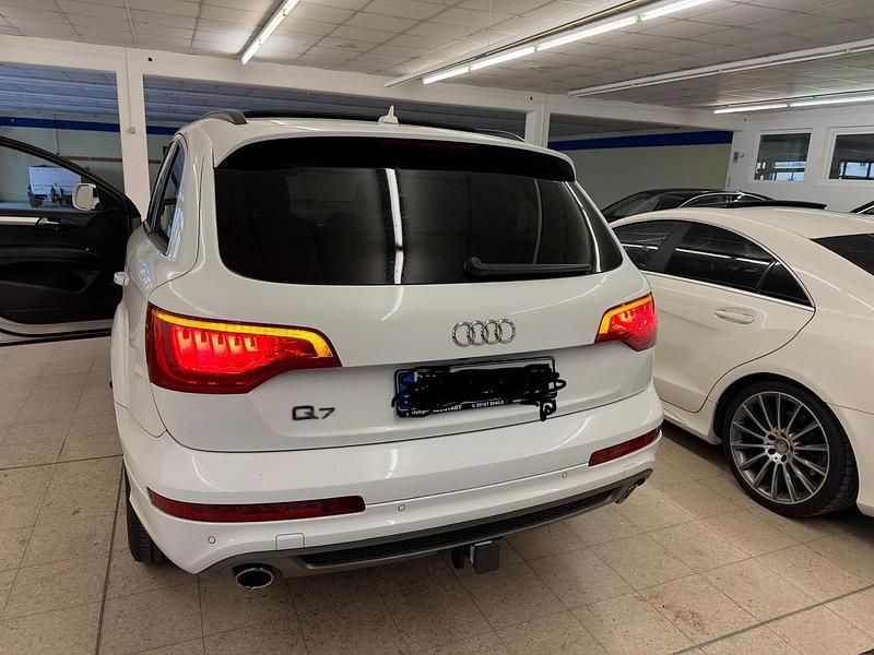 Gebraucht Audi Q7 S-Line 333 PS (244 kW) 2013 Weiß SUV