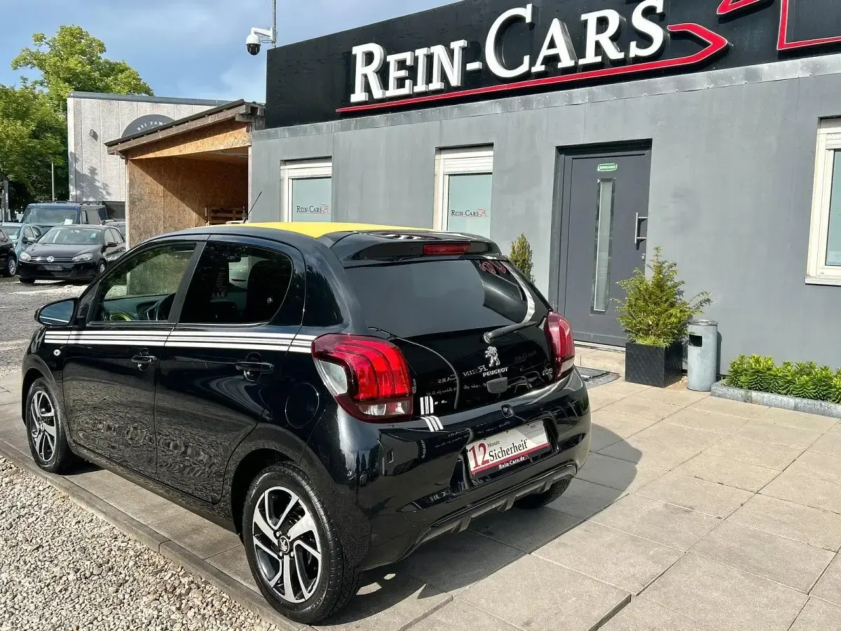 Gebraucht Peugeot 108 Top! Collection 72 PS (52 kW) 2019 Schwarz Kleinwagen
