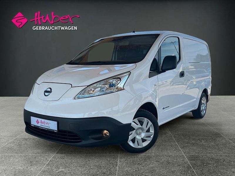Weiß Gebraucht 2020 Nissan e-NV200 Premium Edition Van / Kleinbus | 16.850 € (Etwas zu teuer) - Bild 1/4