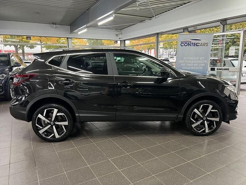 Schwarz Gebraucht 2021 Nissan Qashqai Tekna SUV | 22.950 € (Guter Preis) - Bild 1/4
