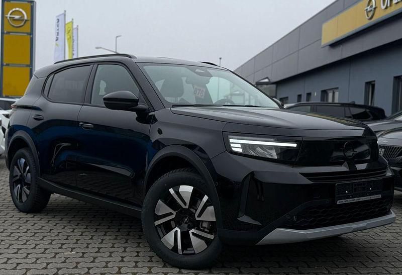 Neu Opel Frontera 145 PS (106 kW) 2026 Schwarz SUV