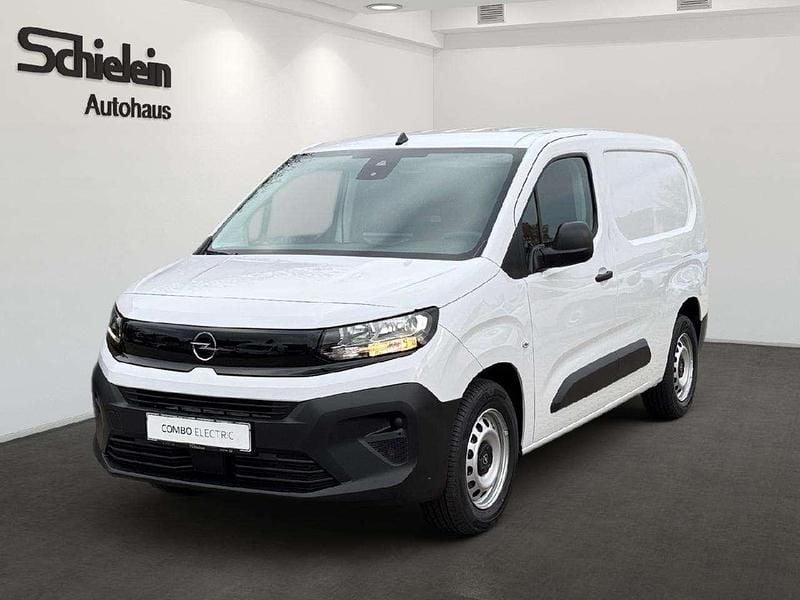 Neu Opel Combo-e Life XL 100 kW (136 PS) 2025 Kaolin weiß Van / Kleinbus