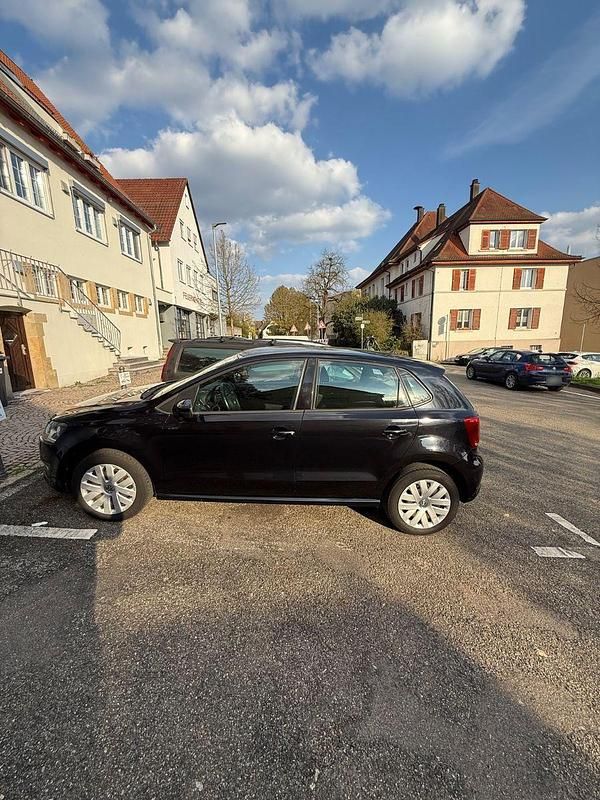 Gebraucht VW Polo Trendline 69 PS (50 kW) 2012 Schwarz Kleinwagen