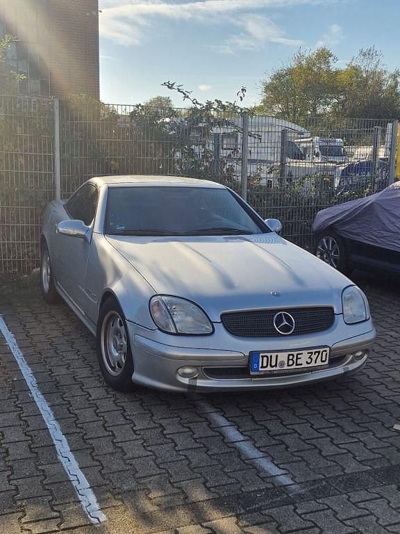 Silber Gebraucht 2001 Mercedes SLK200 Cabrio | 3.999 € (Superpreis) - Bild 1/4