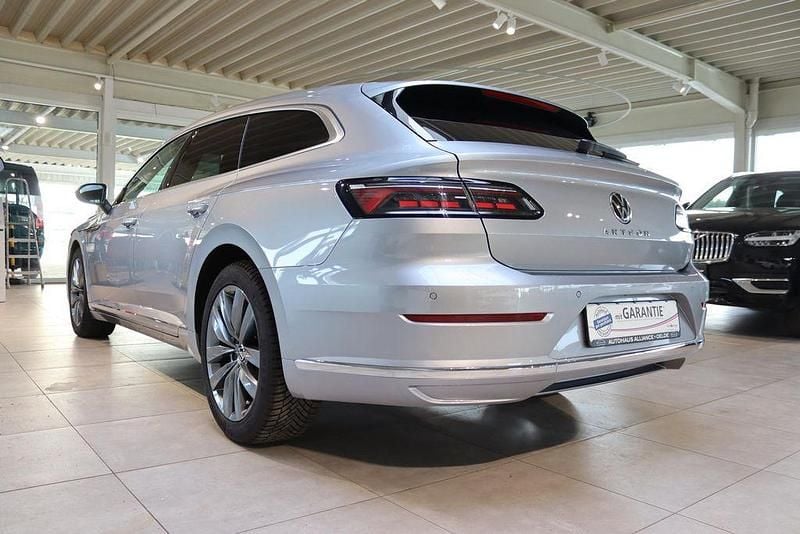 Gebraucht VW Arteon Elegance 150 PS (110 kW) 2024 Silber Limousine