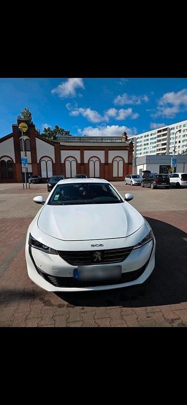 Gebraucht Peugeot 508 130 PS (95 kW) 2019 Weiß Limousine