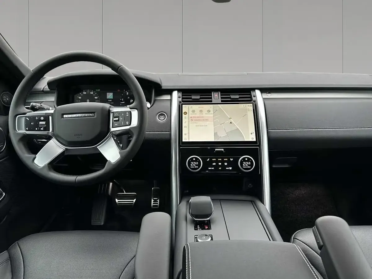 Gebraucht Land Rover Discovery 5 SE Dynamic 252 PS (185 kW) 2025 Santorini black SUV