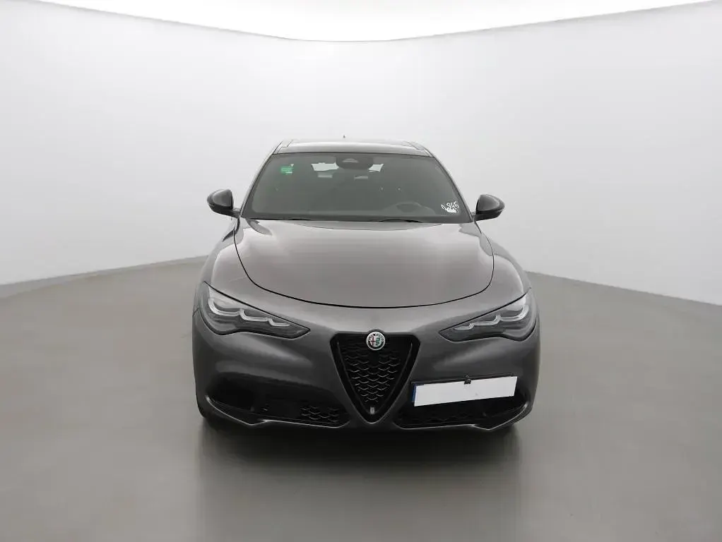 Gebraucht Alfa Romeo Stelvio Sprint 162 PS (119 kW) 2024 Gris vesuvio SUV
