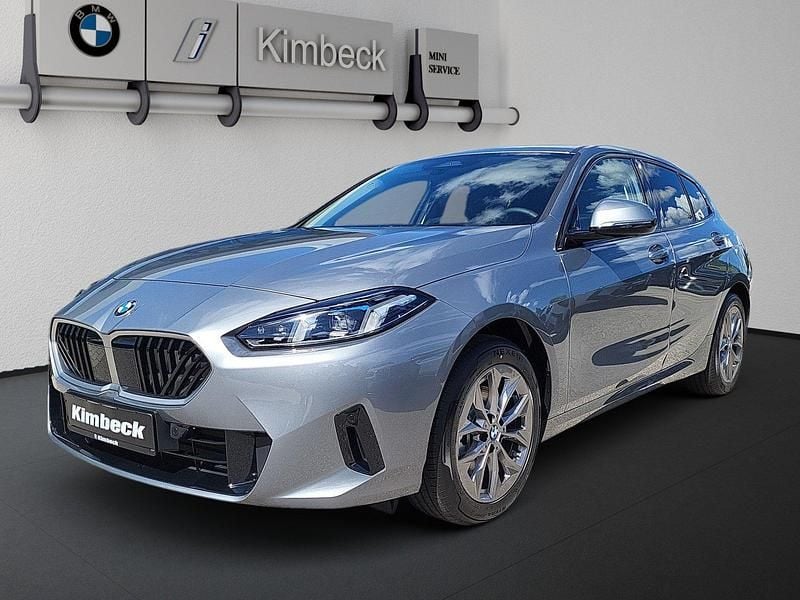 Skyscraper grau metallic Neu 2025 BMW 116 Efficient Dynamics Kleinwagen | 28.880 € (Superpreis) - Bild 1/4