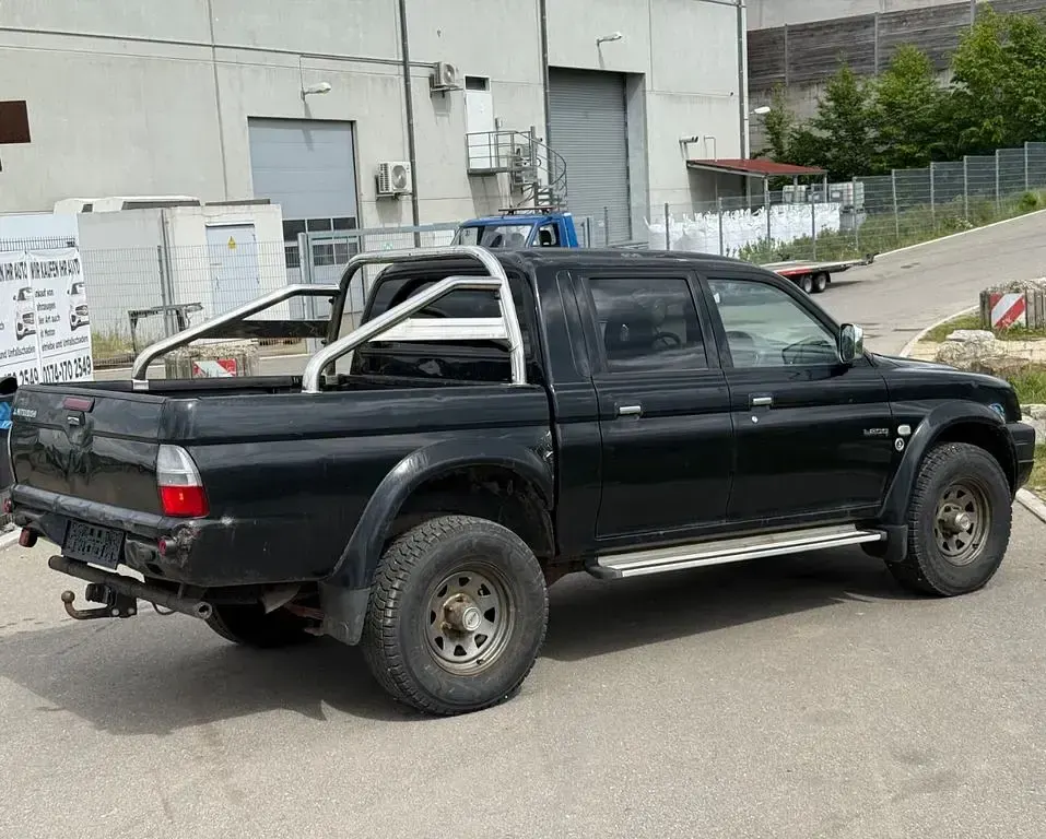Brugt Mitsubishi L200 133 HK (97 kW) 2005 Sort Pickup / Ladvogn