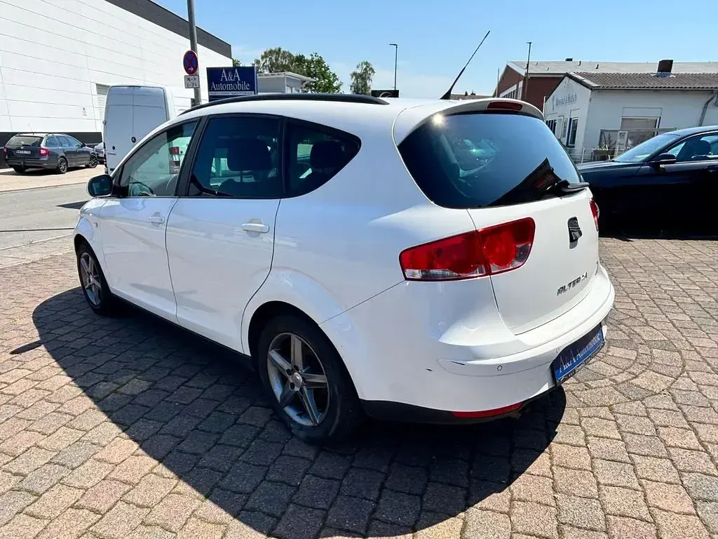 Gebraucht Seat Altea XL 4You 125 PS (91 kW) 2014 Weiß Van / Kleinbus