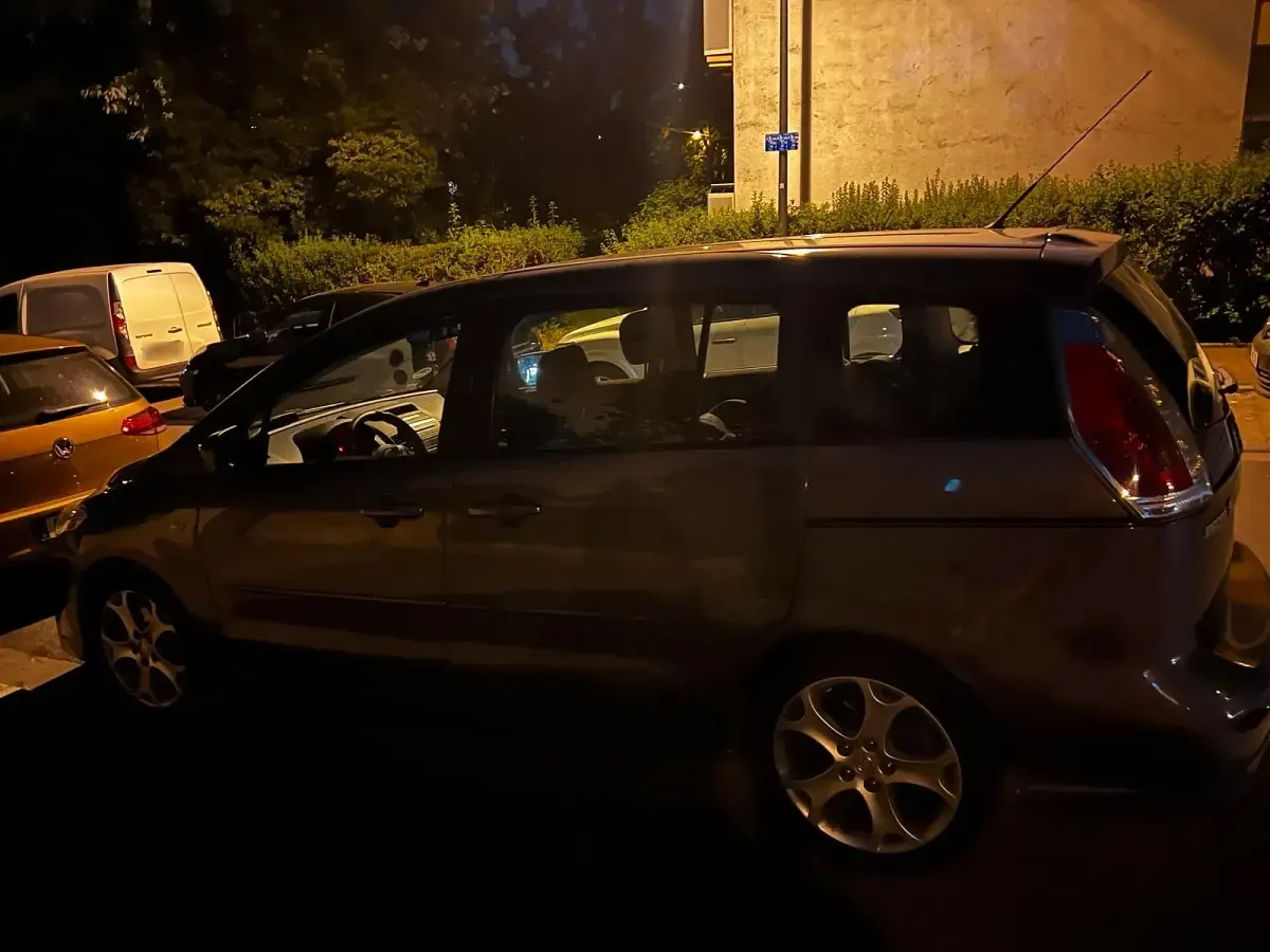 Gebraucht Mazda 5 2009 Blau Van / Kleinbus